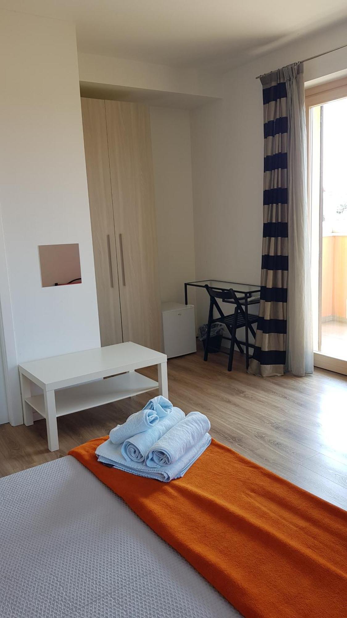 B&B Villa Giulia Desenzano del Garda Cameră foto